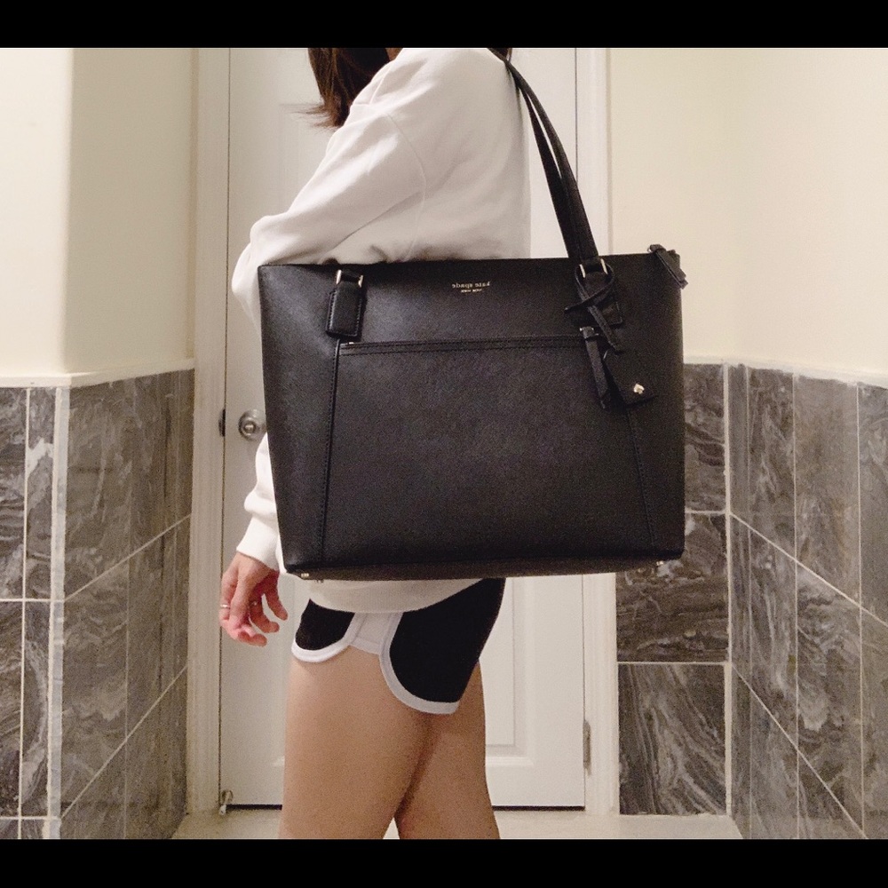❗️SALE❗️Kate Spade Cameron Pocket Tote - Picture 5 of 7
